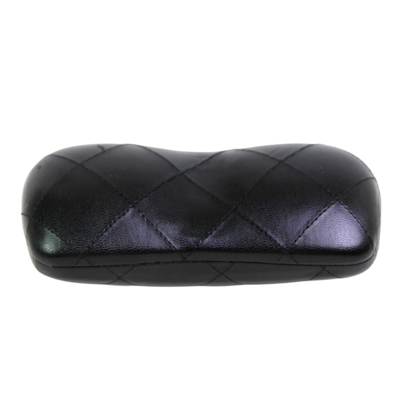 CHANEL QUILTED BLACK LEATHER HARD EYEGLASSES VELVET LINED CASE Size 6"x2 1/2" - Picture 6 of 12